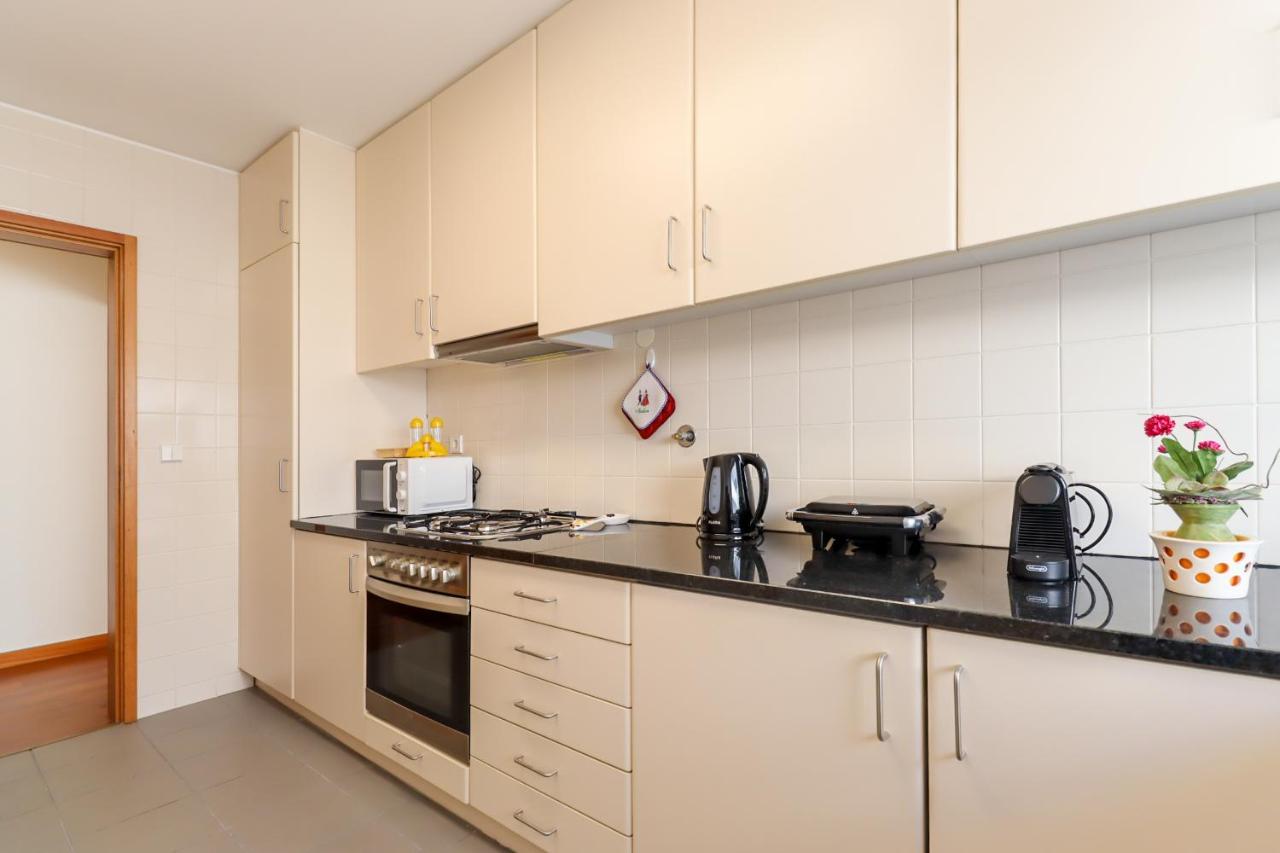 Sweet Living Viana - City Centre Apartment With Garage فيانا دو كاستيلو المظهر الخارجي الصورة