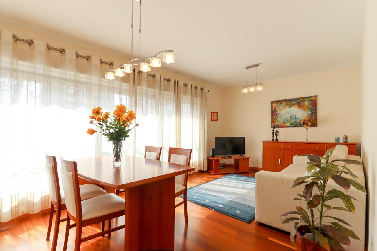 Sweet Living Viana - City Centre Apartment With Garage فيانا دو كاستيلو المظهر الخارجي الصورة