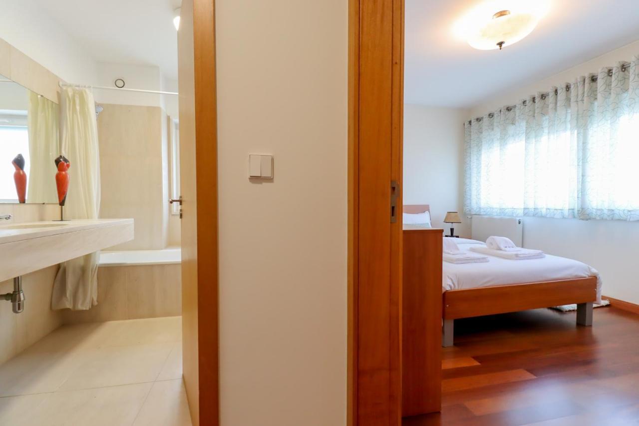 Sweet Living Viana - City Centre Apartment With Garage فيانا دو كاستيلو المظهر الخارجي الصورة